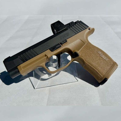 Sig Sauer P365XL 9mm 3.7in 12+1 with Romeo Zero Sight - Coyote Tan/Black - EXCLUSIVE